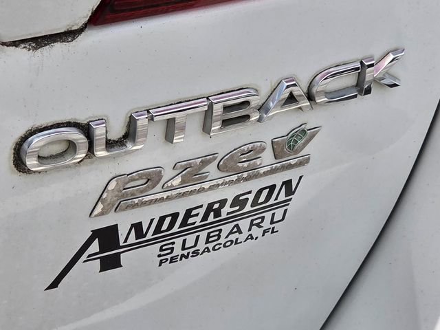 Used 2017 Subaru Outback 2.5i Limited AWD/4WD image 15