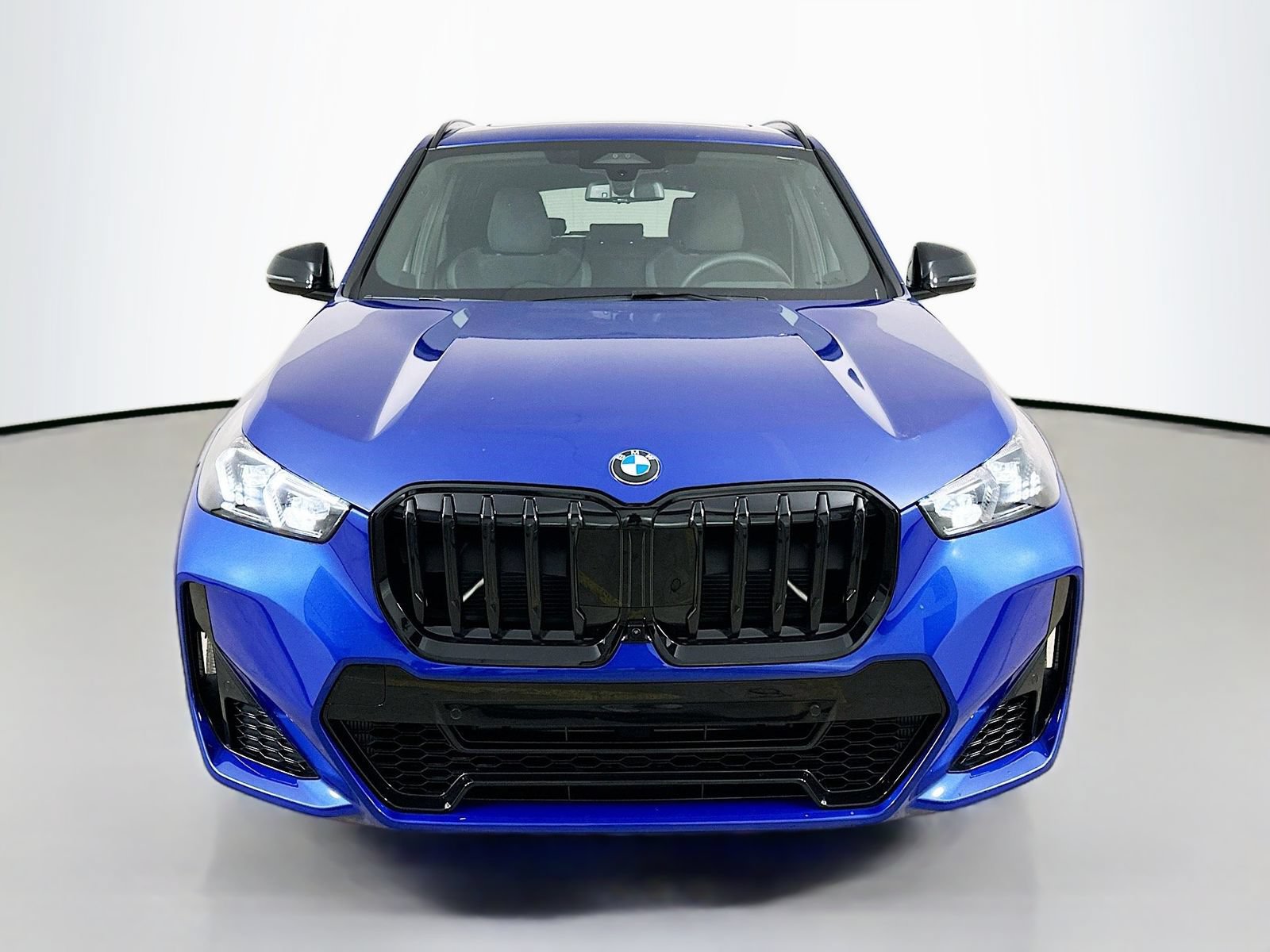 New 2026 BMW X1 xDrive28i w/ Technology Package AWD/4WD image 2