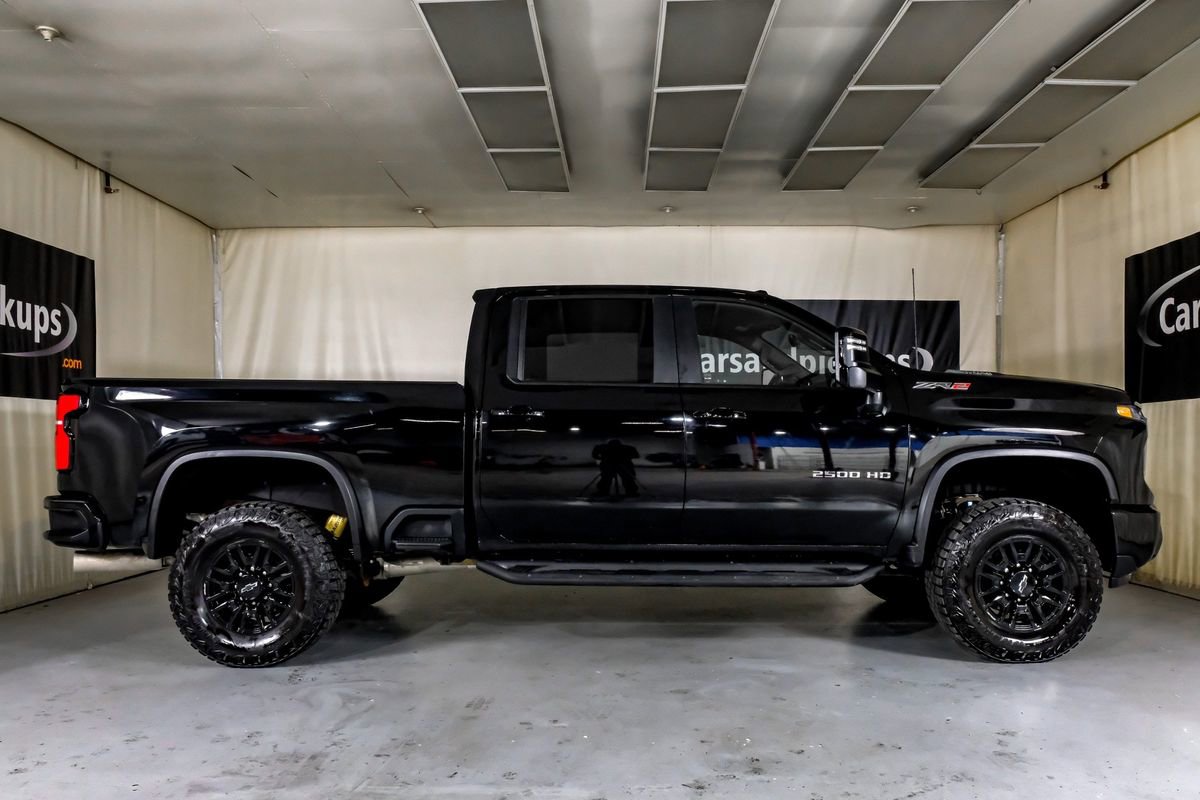 Used 2025 Chevrolet Silverado 2500 ZR2 w/ Technology Package image 5