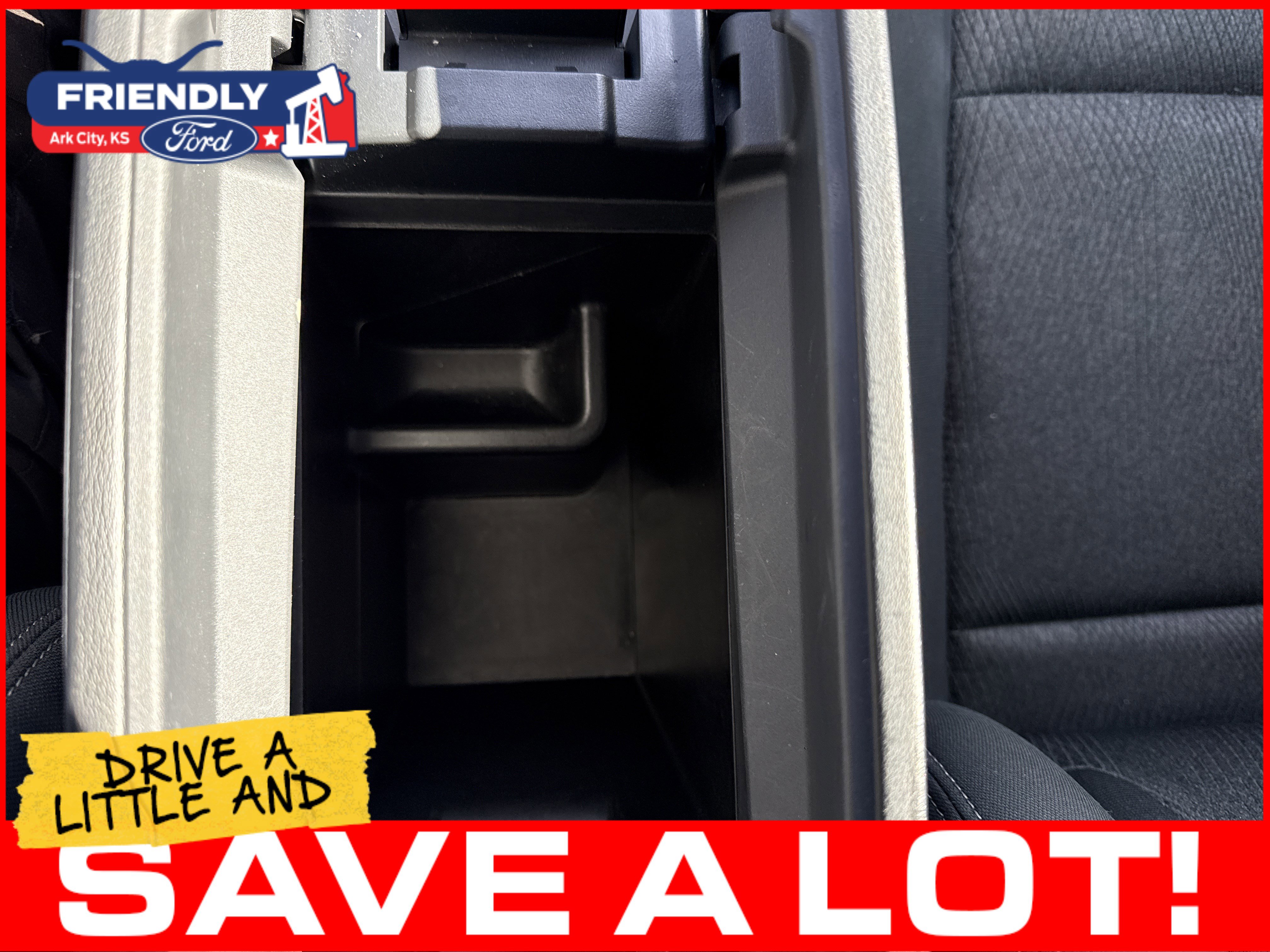Used 2024 Nissan Rogue SV FWD image 8