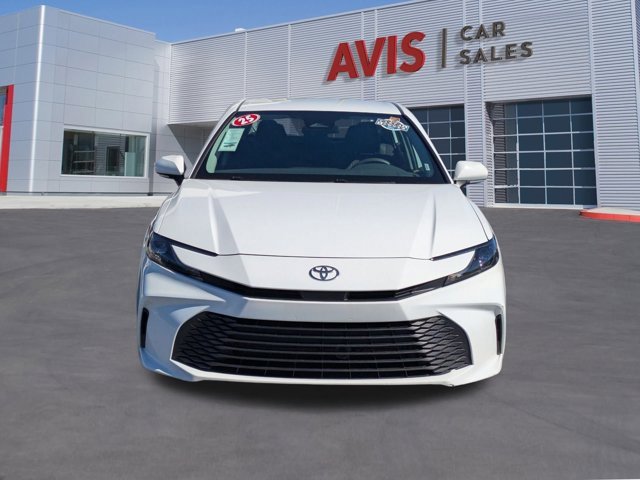 Used 2025 Toyota Camry LE image 2