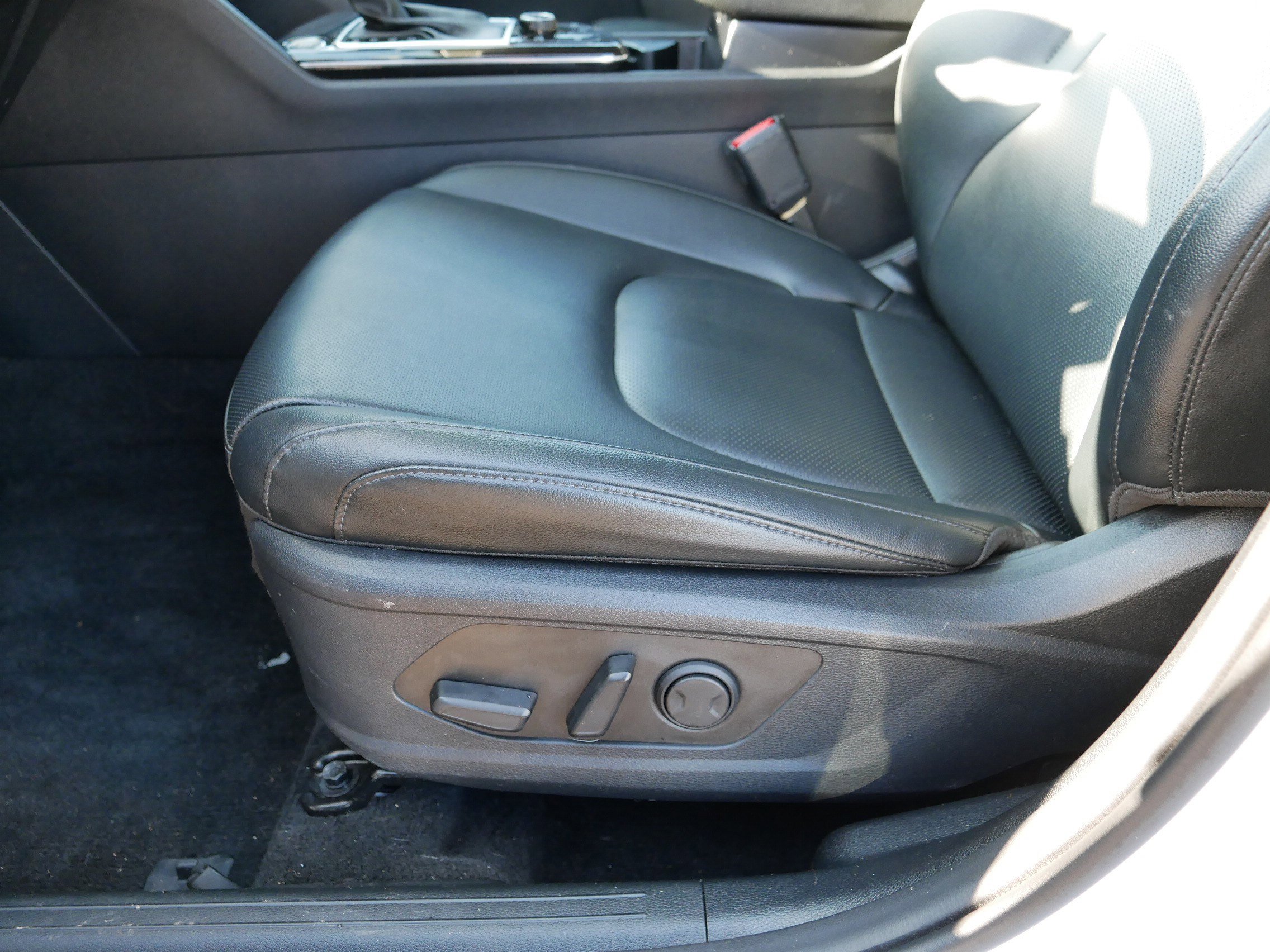 Certified 2024 Kia Sportage EX image 20