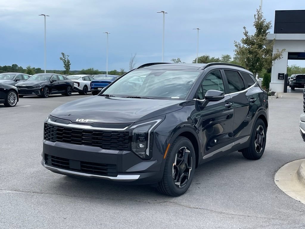 New 2026 Kia Sportage EX FWD image 4