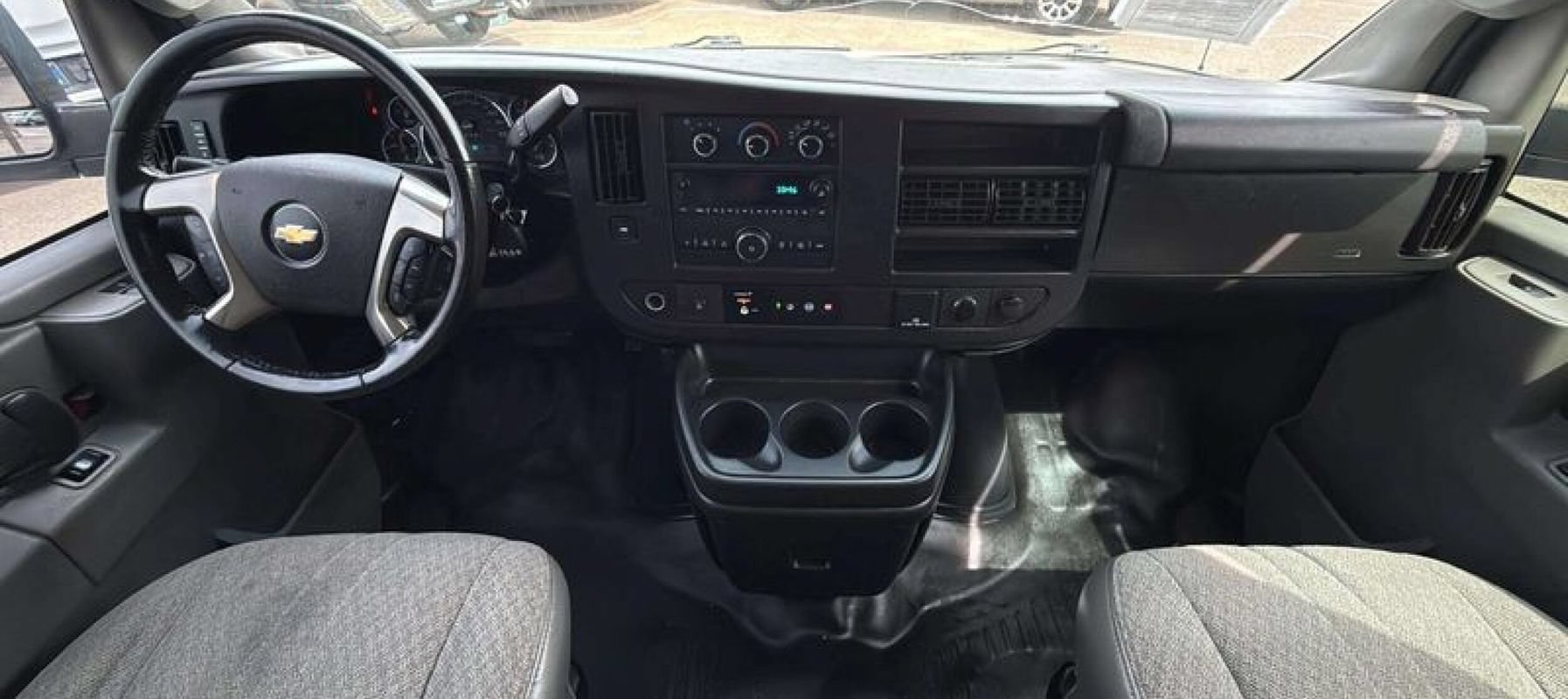 Used 2019 Chevrolet Express 2500 w/ Driver Convenience Package RWD image 8