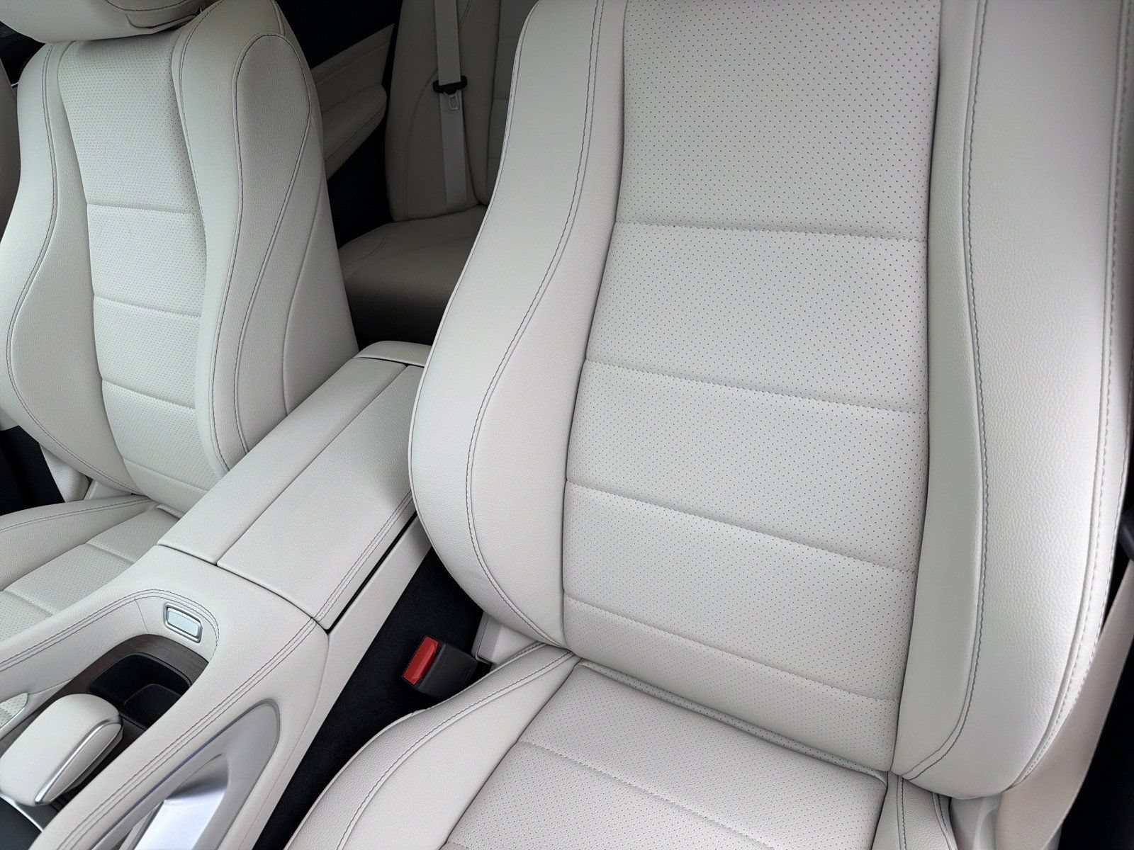 Used 2026 Mercedes-Benz GLE 450 4MATIC image 23