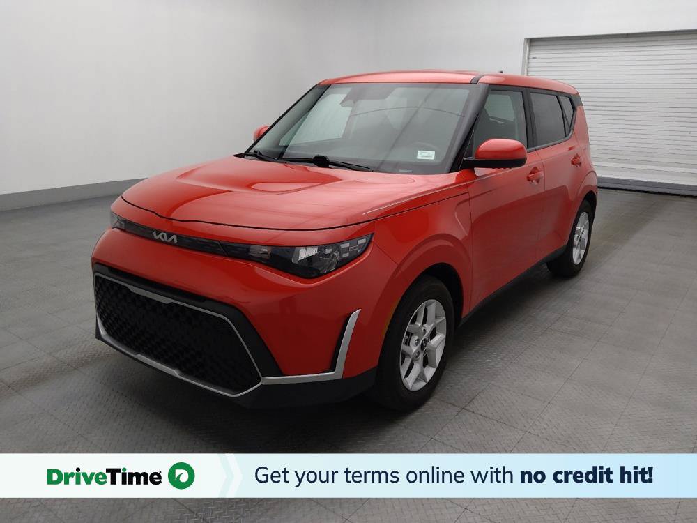 Used 2024 Kia Soul LX w/ Option Group 015 FWD image 1