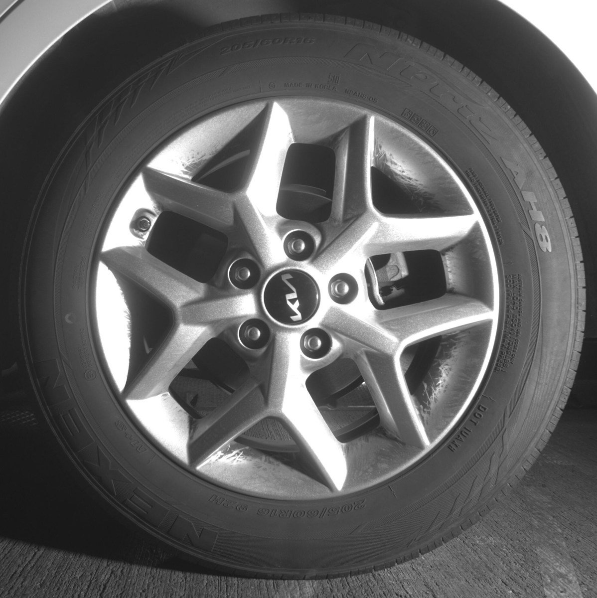 Used 2025 Kia Soul LX w/ LX Technology Package FWD image 11