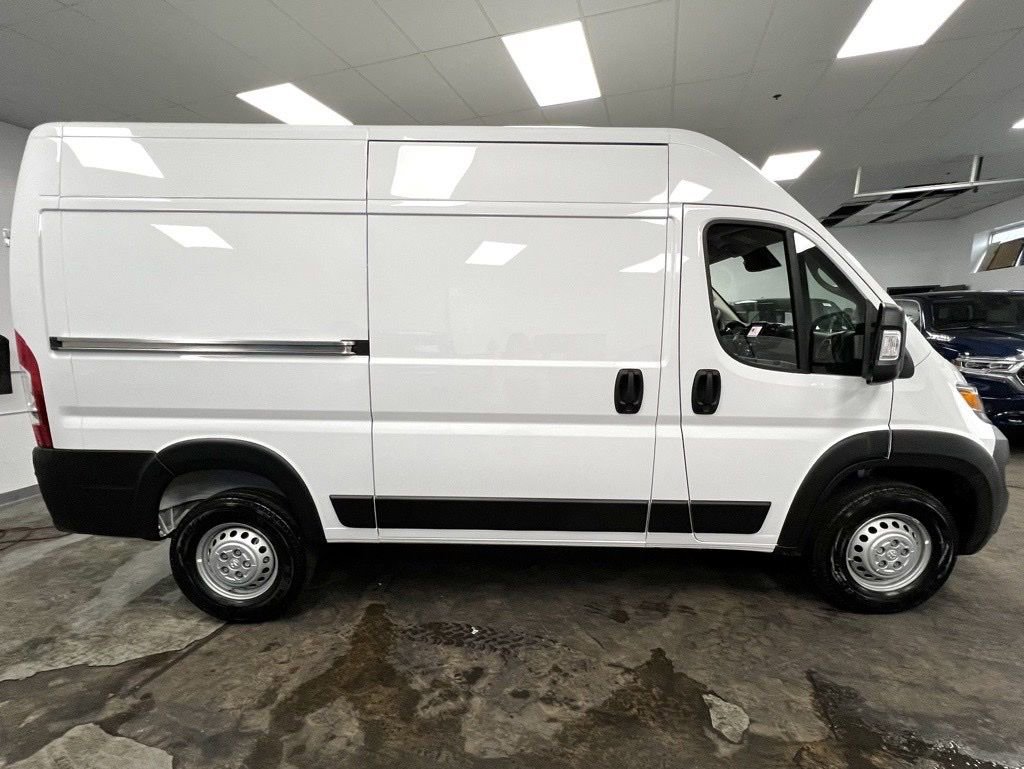 Used 2024 RAM ProMaster 1500 w/ Convenience Group image 10