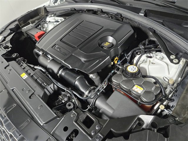 Used 2019 Land Rover Range Rover Velar image 18