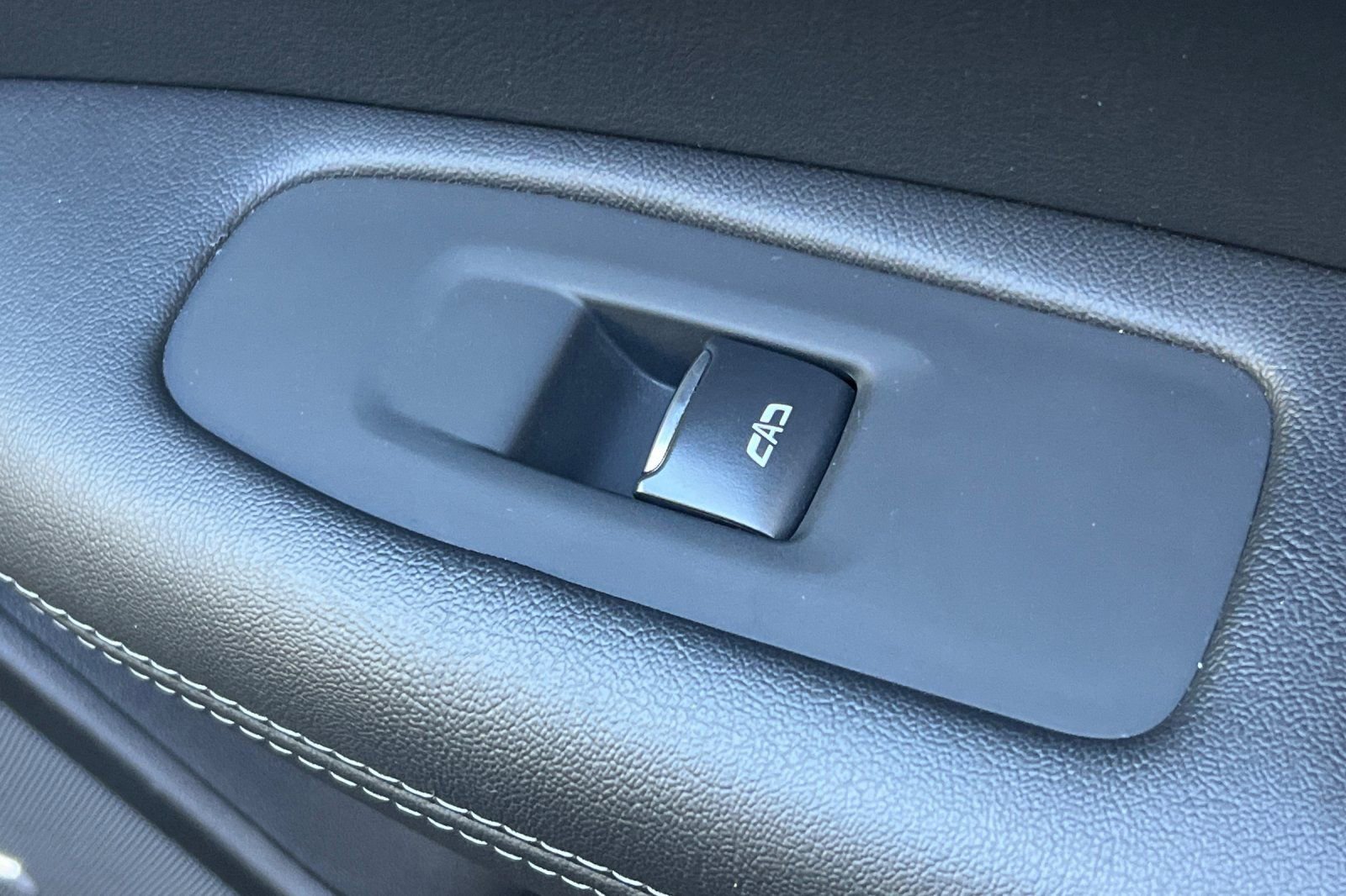 Used 2025 Cadillac XT5 Premium Luxury image 21