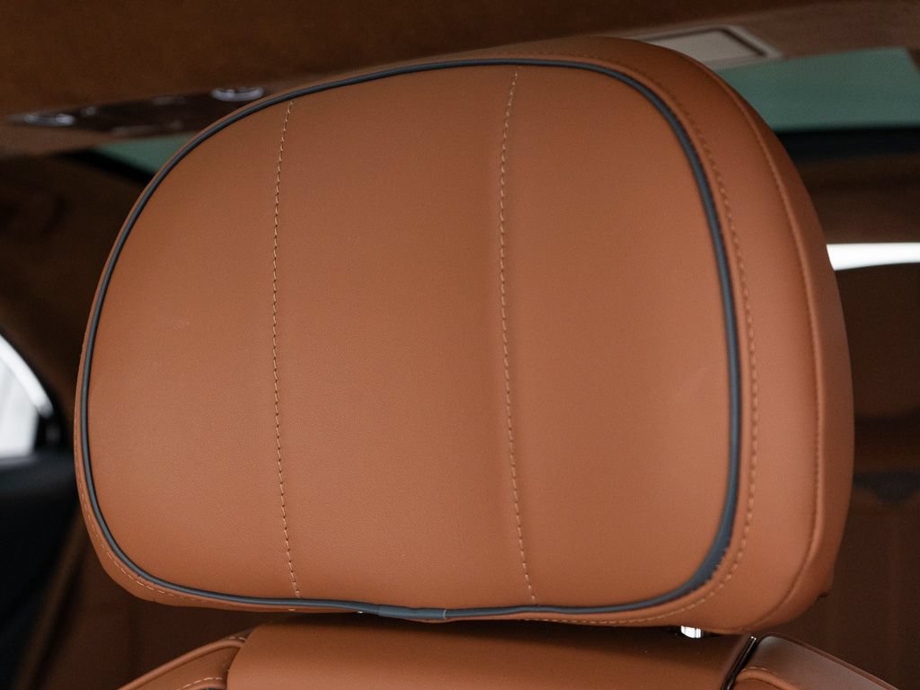 Certified 2022 Bentley Flying Spur V8 AWD/4WD image 17
