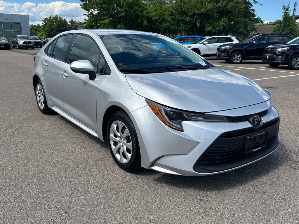 Used 2024 Toyota Corolla LE FWD image 9