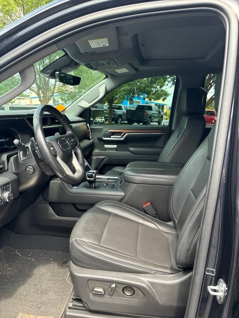 Used 2023 GMC Sierra 1500 Denali AWD/4WD image 9