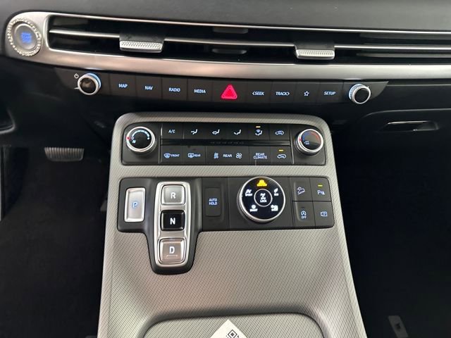 Used 2023 Hyundai Palisade SE AWD/4WD image 23