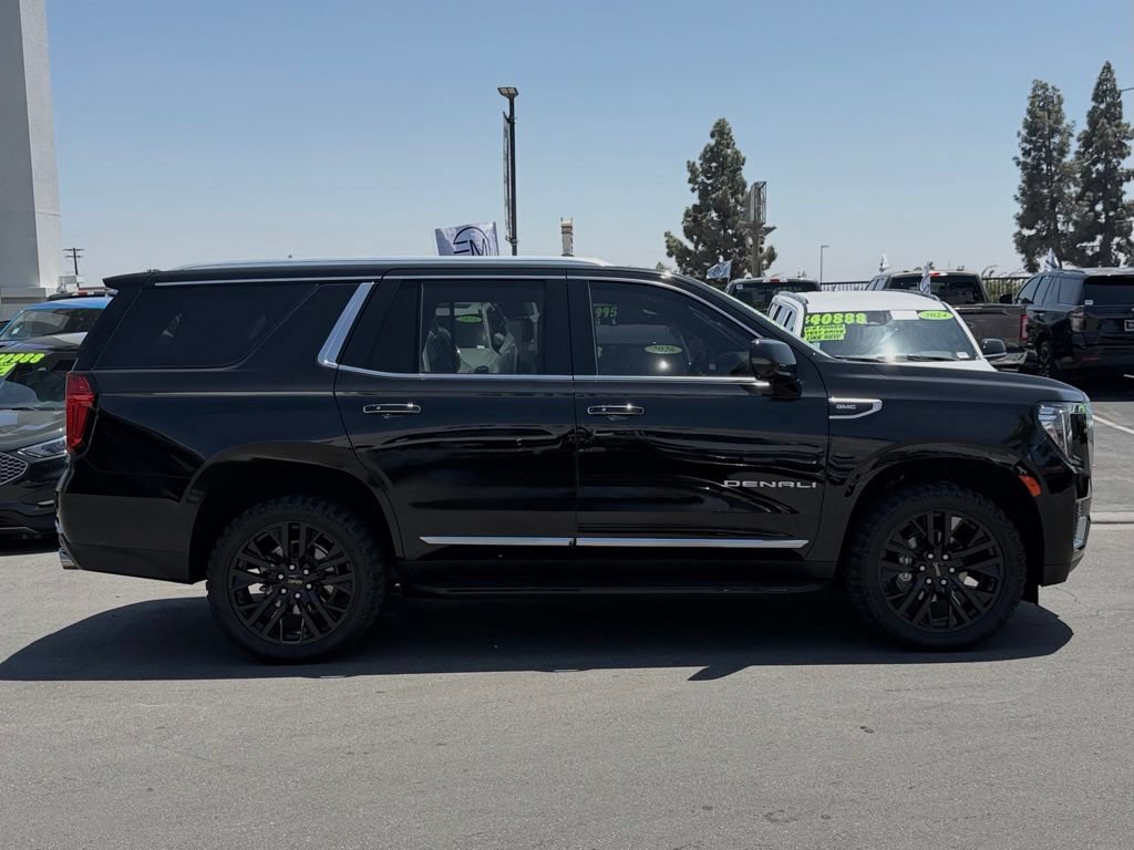 Used 2024 GMC Yukon Denali AWD/4WD image 11