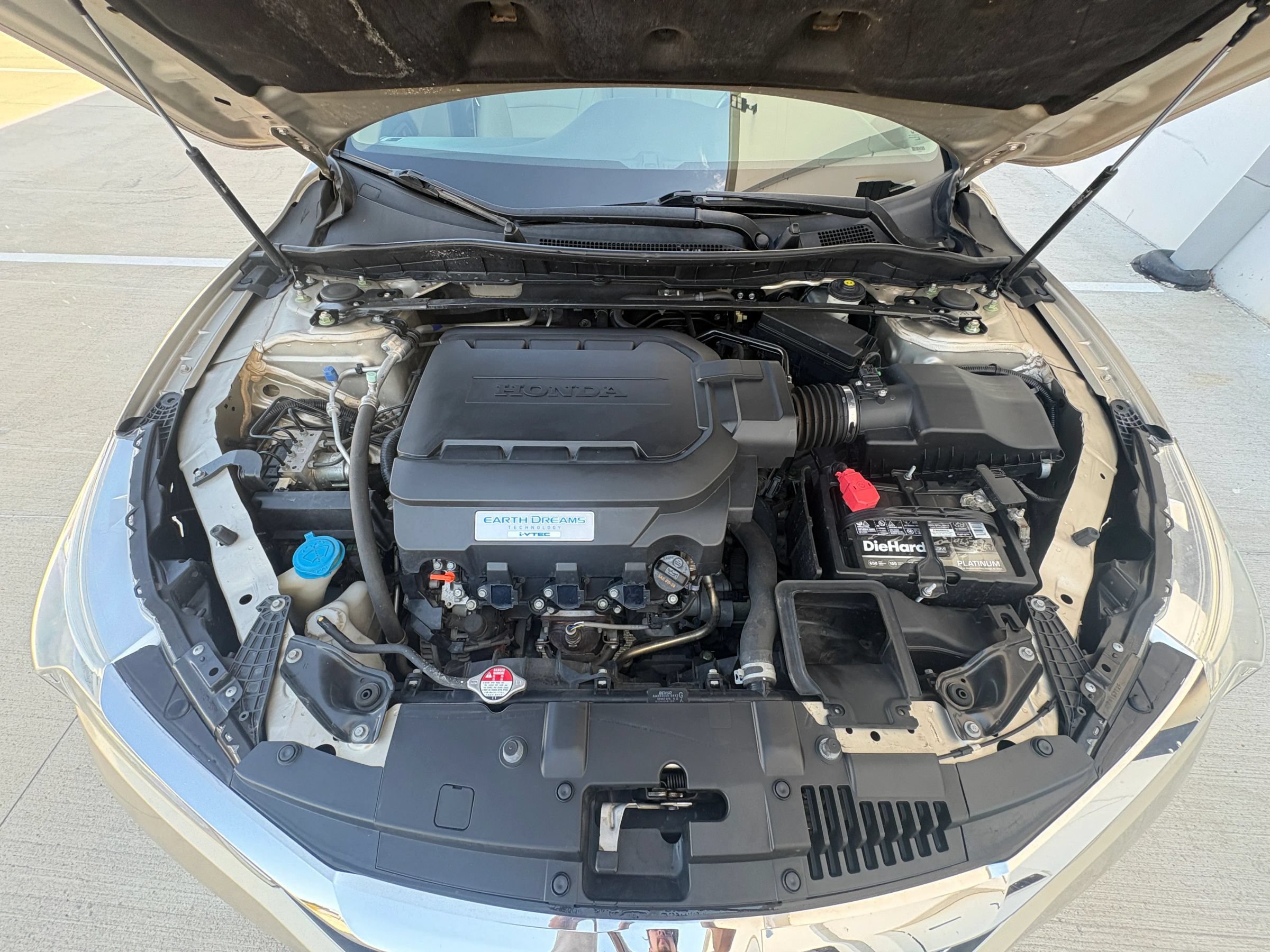 Used 2017 Honda Accord EX-L image 22