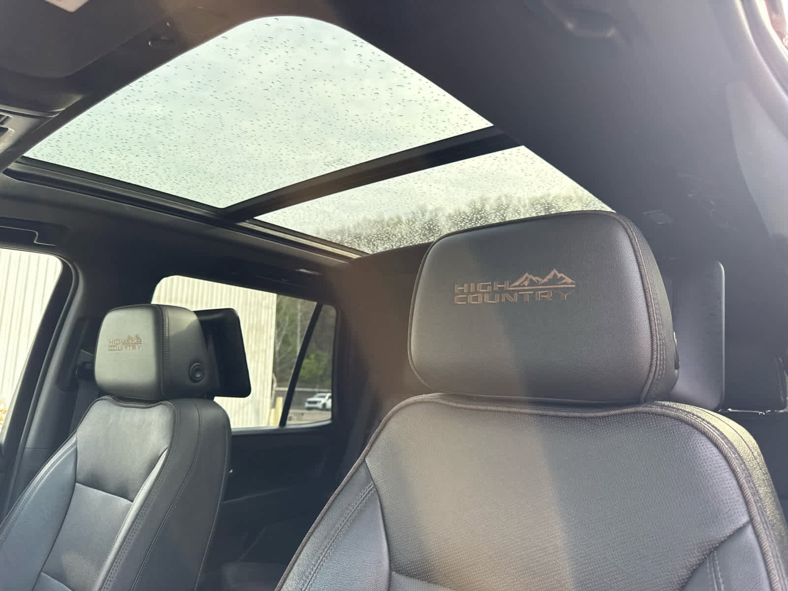 Used 2023 Chevrolet Tahoe High Country image 18