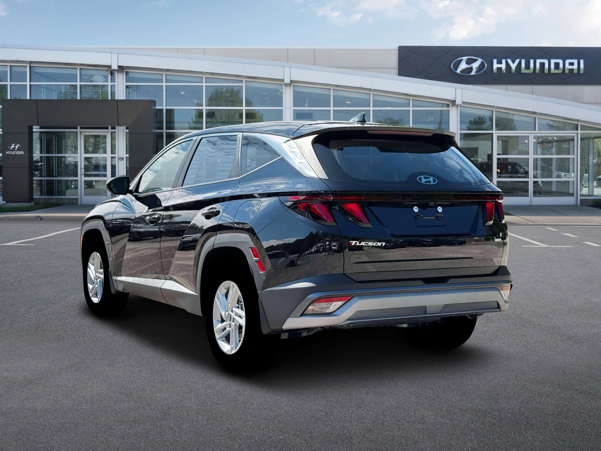 Certified 2026 Hyundai Tucson SE image 5
