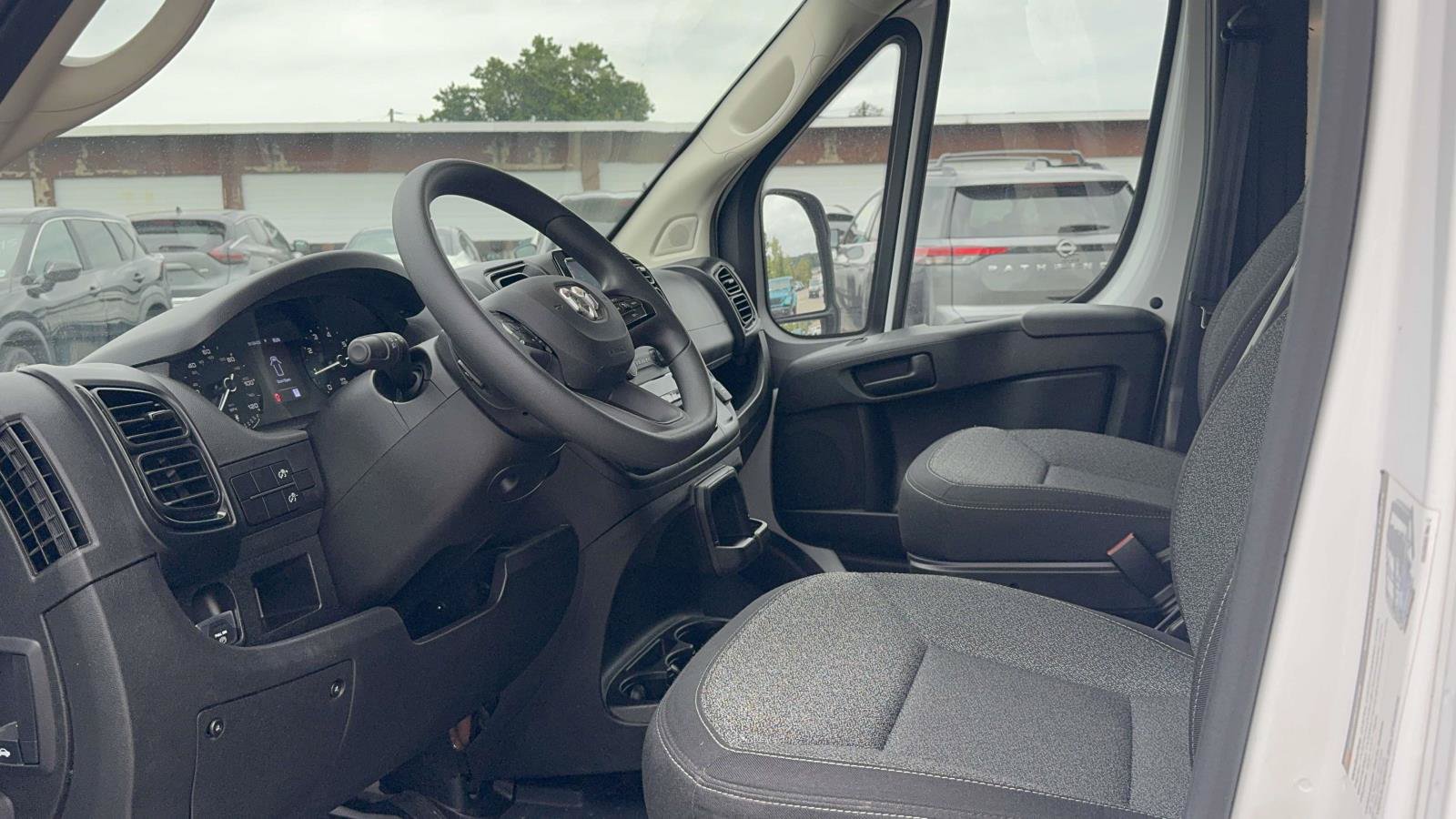 Used 2026 RAM ProMaster 2500 FWD image 35