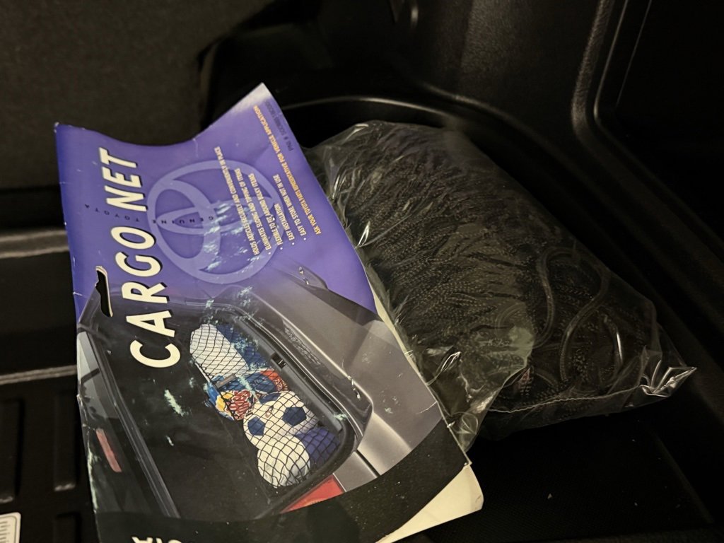 Used 2021 Toyota 4Runner Venture w/ Moonroof Package image 40