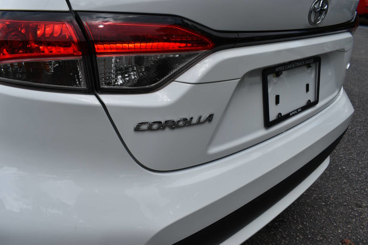 Used 2021 Toyota Corolla LE image 29