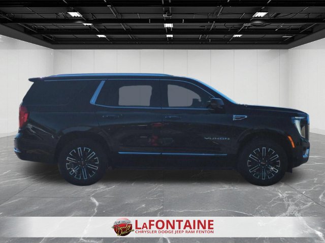 Used 2025 GMC Yukon Elevation w/ Technology Package AWD/4WD image 6