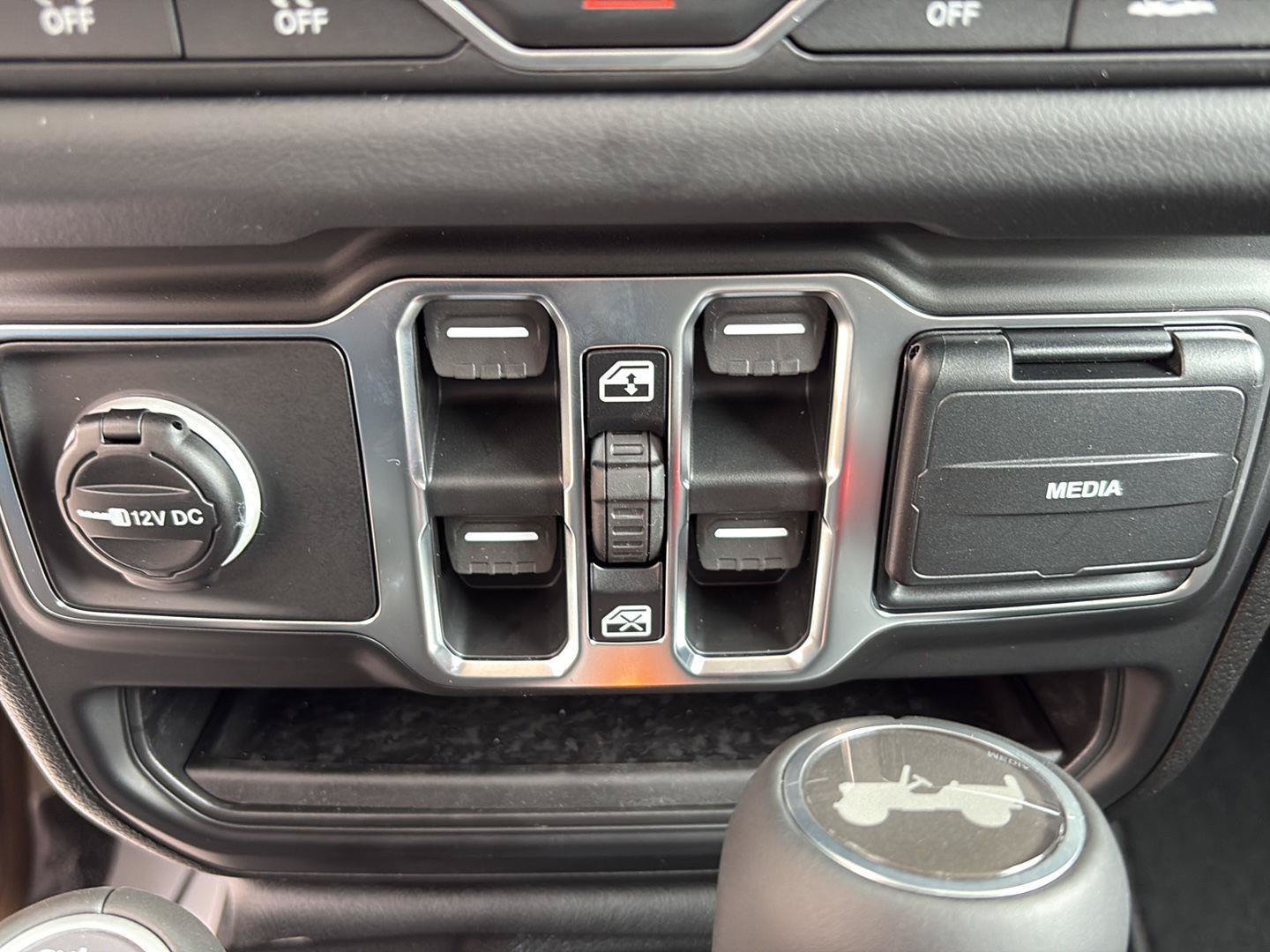 New 2026 Jeep Wrangler Sahara AWD/4WD image 16