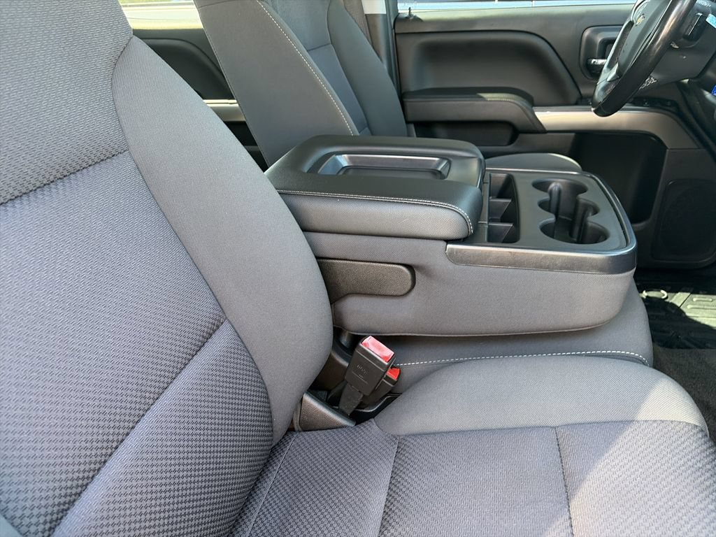 Used 2018 Chevrolet Silverado 1500 LT w/ All Star Edition AWD/4WD image 28