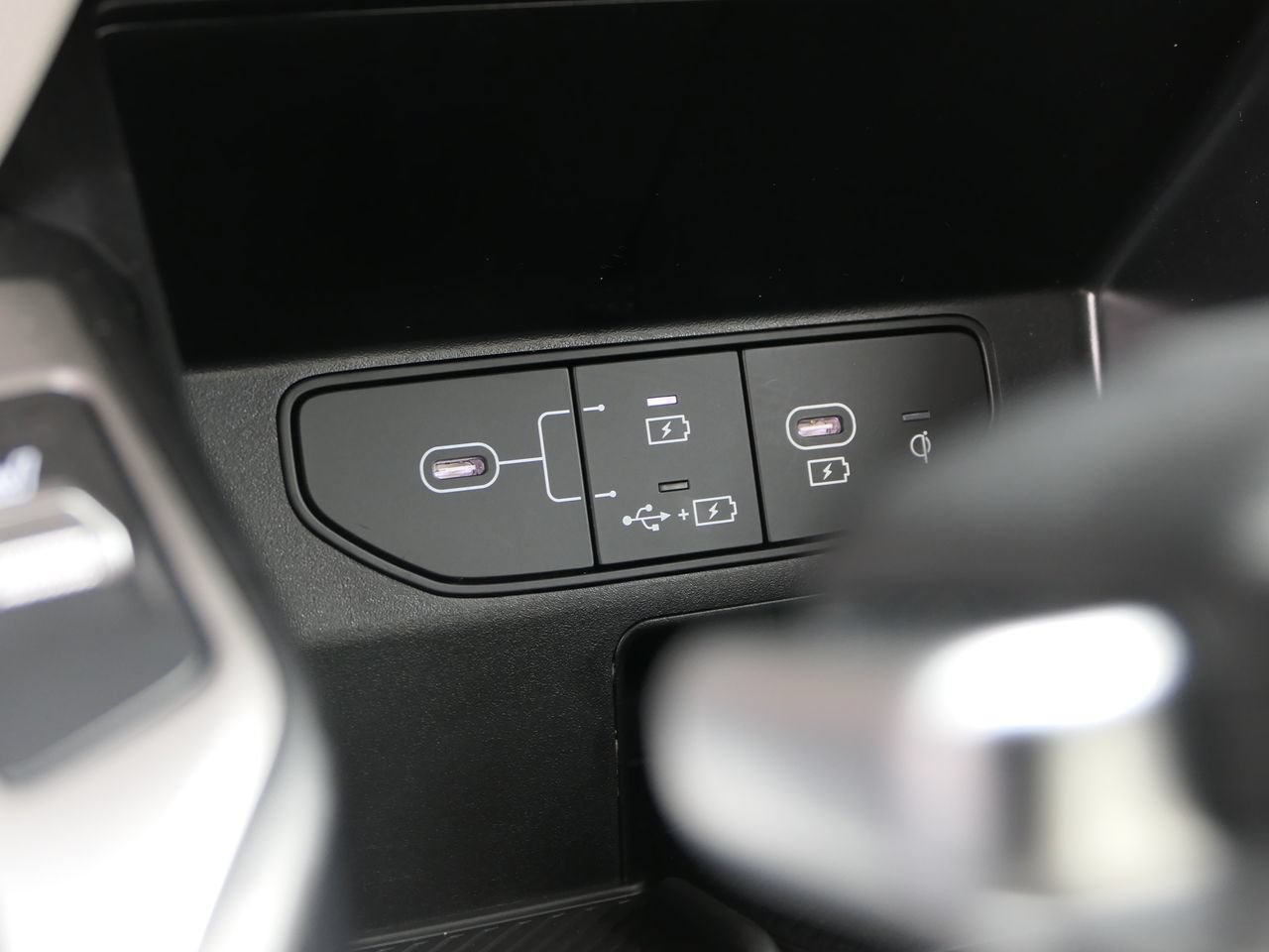 Certified 2026 Kia Sorento S FWD image 21