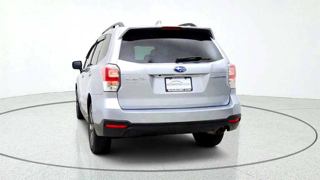 Used 2018 Subaru Forester 2.5i Premium w/ All-Weather Package AWD/4WD image 6
