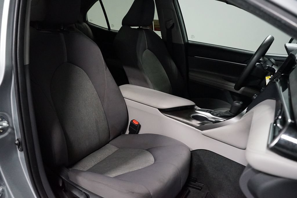 Certified 2022 Toyota Camry LE FWD image 25