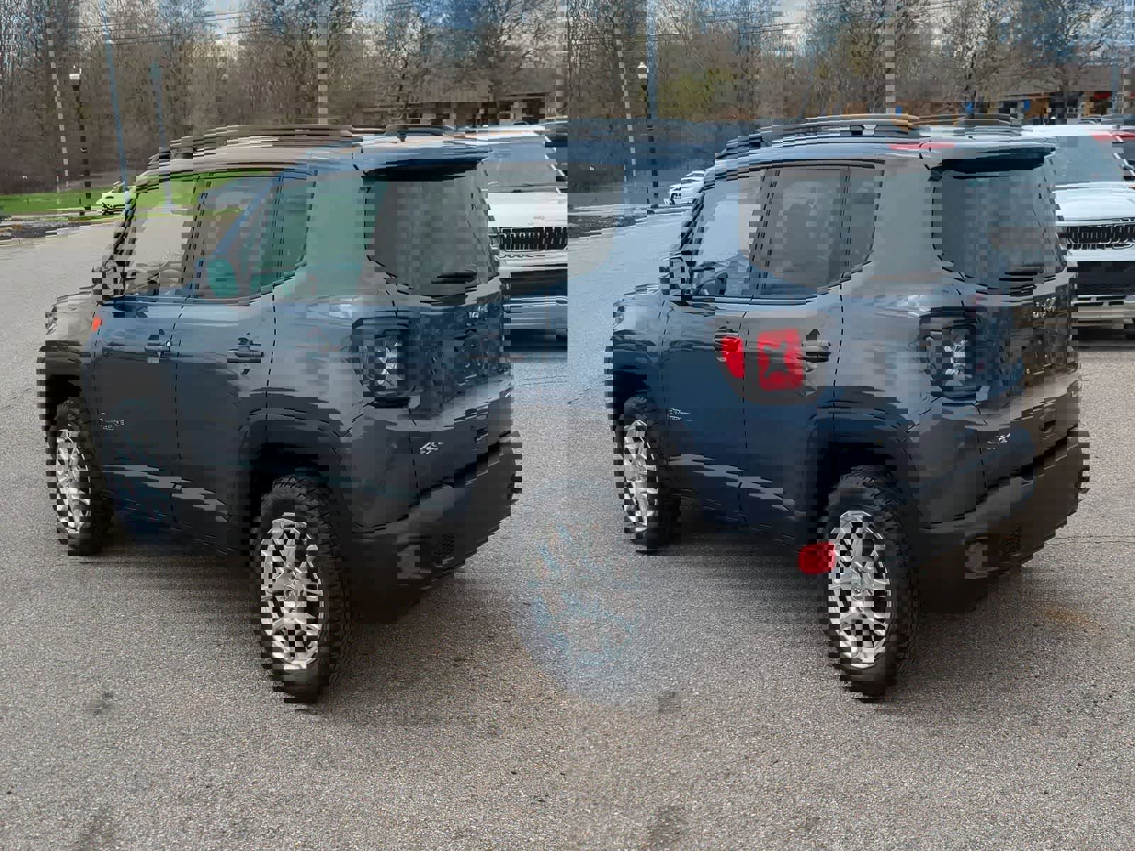 Used 2020 Jeep Renegade Latitude w/ Cold Weather Group AWD/4WD image 6