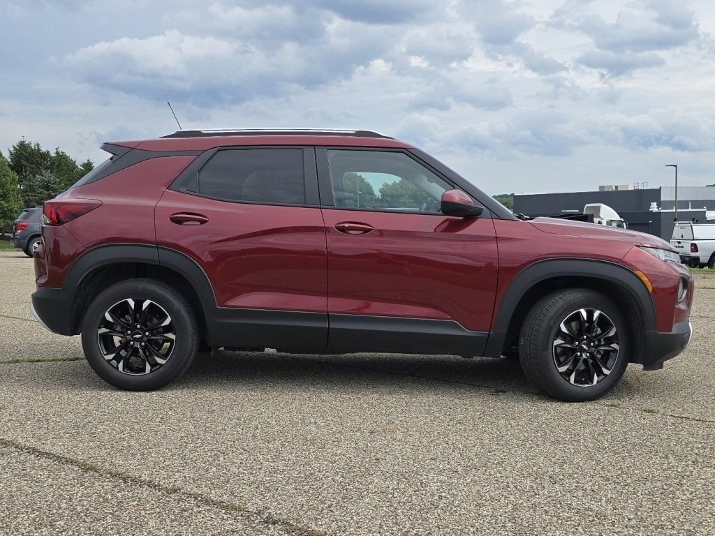 Used 2023 Chevrolet TrailBlazer LT w/ Convenience Package FWD image 18