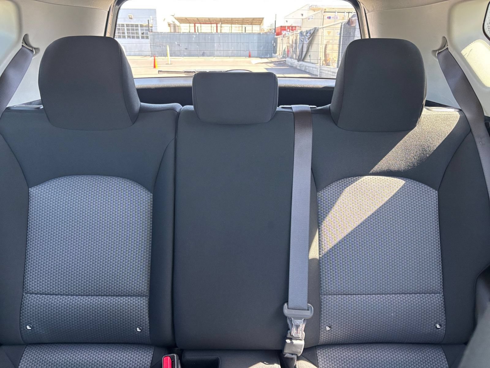Used 2025 Kia Soul LX w/ LX Technology Package FWD image 38