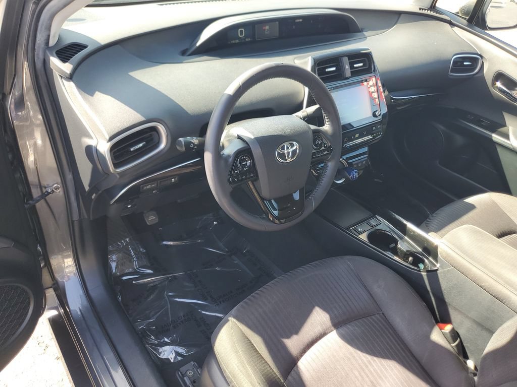 Used 2021 Toyota Prius Prime LE w/ Carpet Mat Package (TMS) FWD image 18