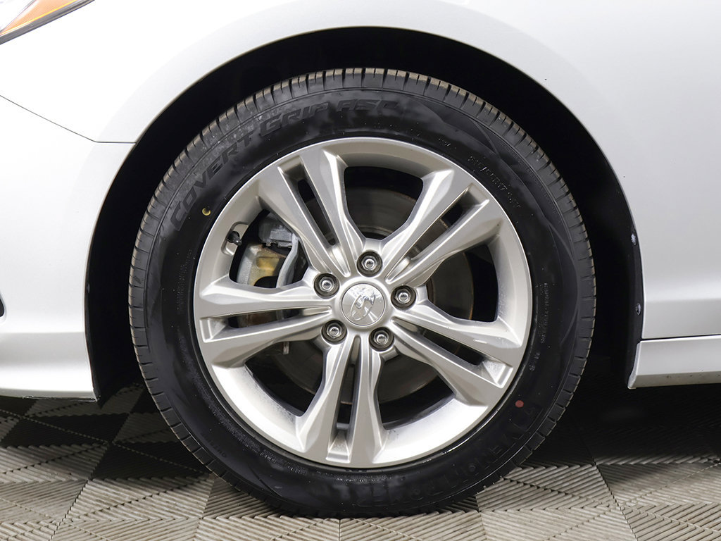 Used 2019 Hyundai Sonata Limited w/ Ultimate Package 04 FWD image 25