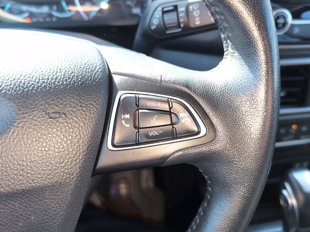 Used 2019 Ford EcoSport SE image 16
