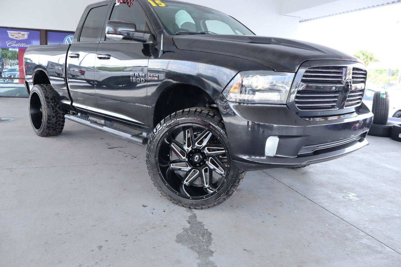 Used 2016 RAM 1500 Sport w/ Black Ram 1500 Sport Group AWD/4WD image 4