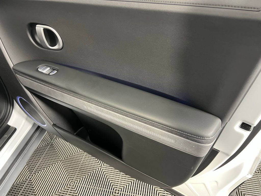 Used 2023 Hyundai Ioniq 5 Limited image 37