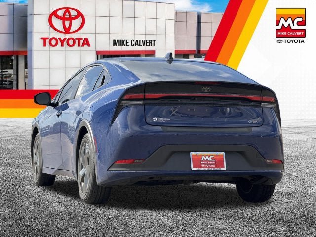 New 2027 Toyota Prius LE FWD image 4