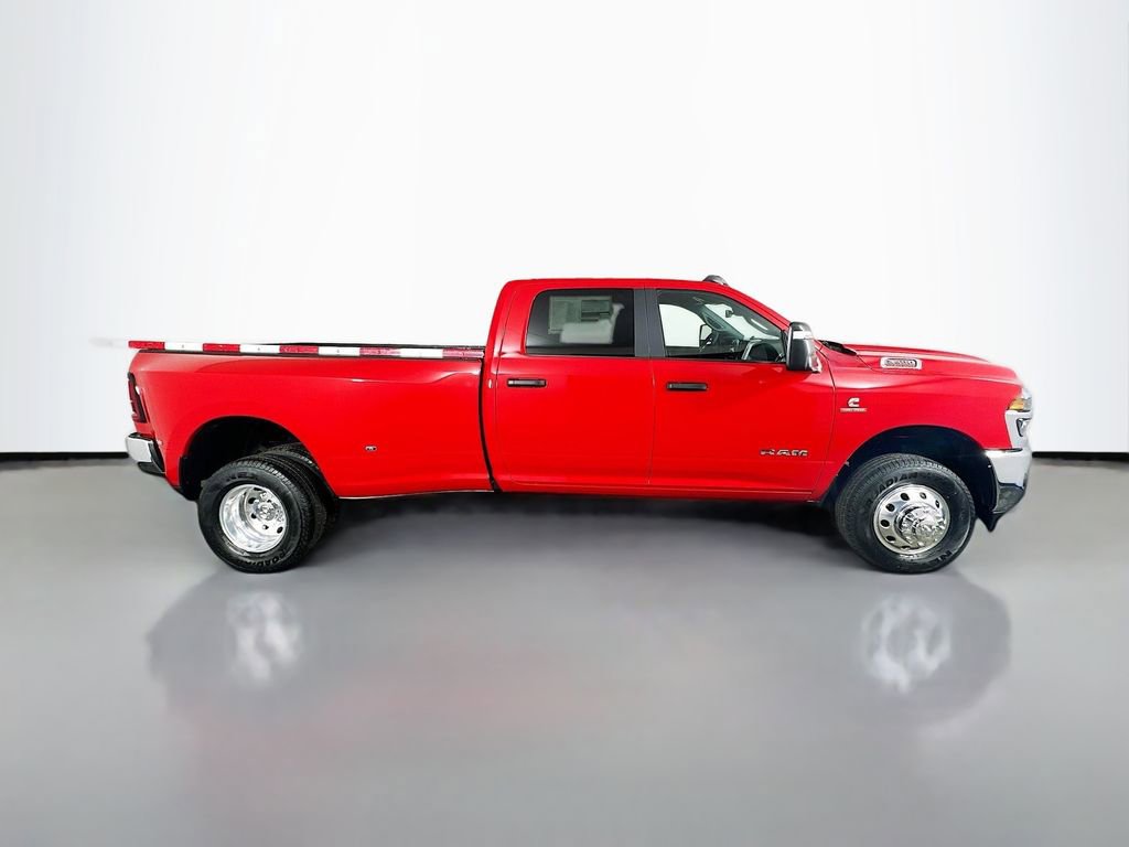 New 2026 RAM 3500 Big Horn AWD/4WD image 8