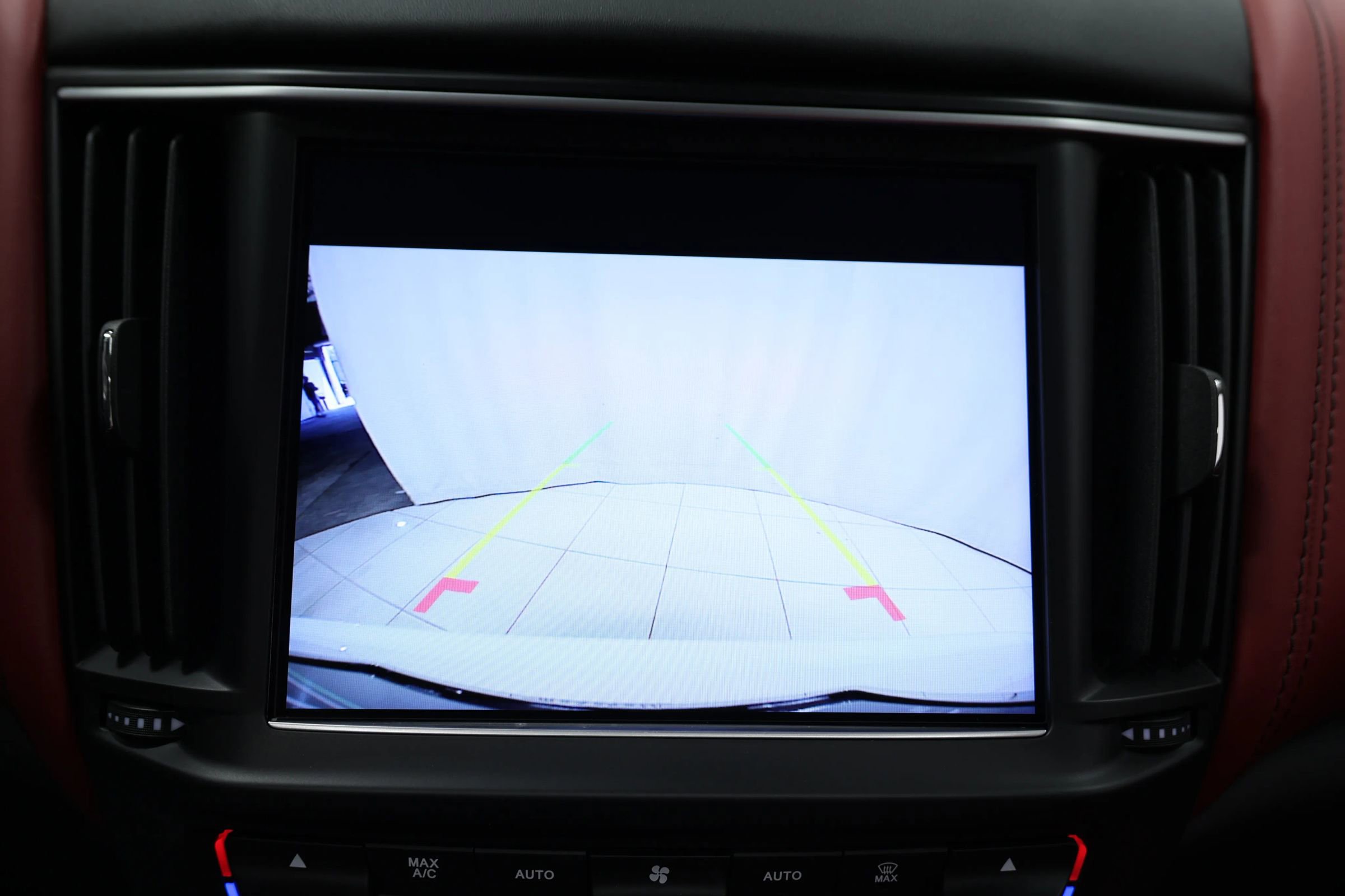 Used 2022 Maserati Levante Modena image 31