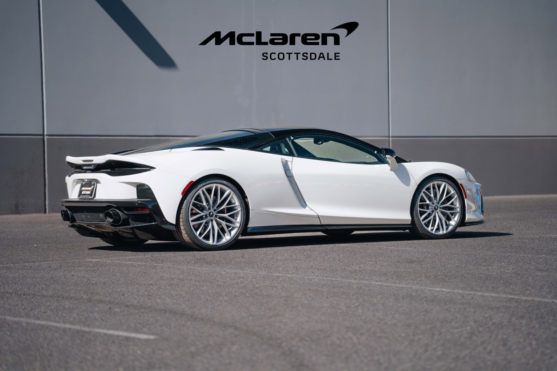 Used 2025 McLaren GTS image 10