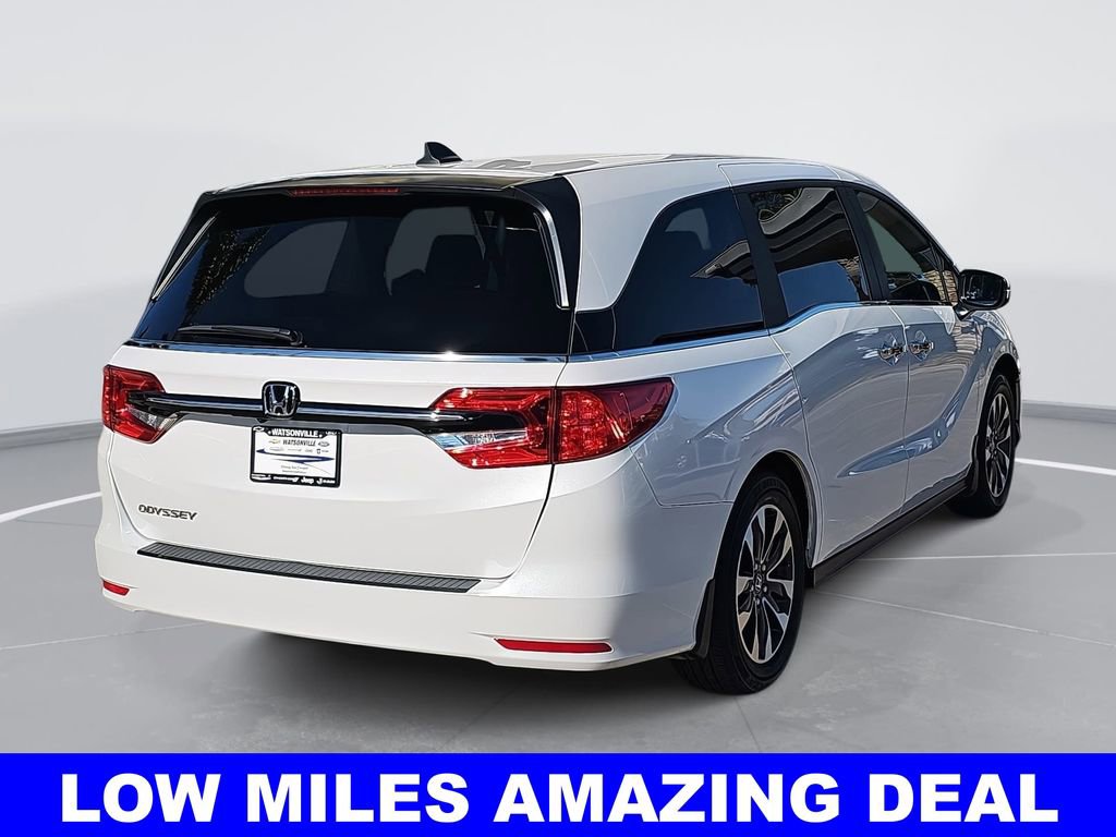 Used 2024 Honda Odyssey EX-L image 3