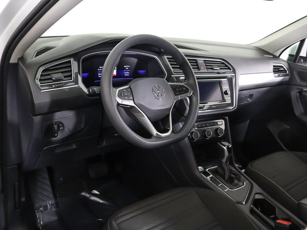 Used 2023 Volkswagen Tiguan S image 25