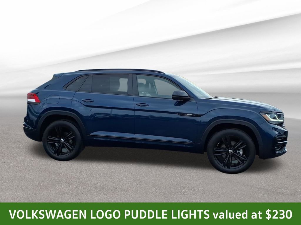 Used 2023 Volkswagen Atlas Cross Sport SEL R-Line AWD/4WD image 7