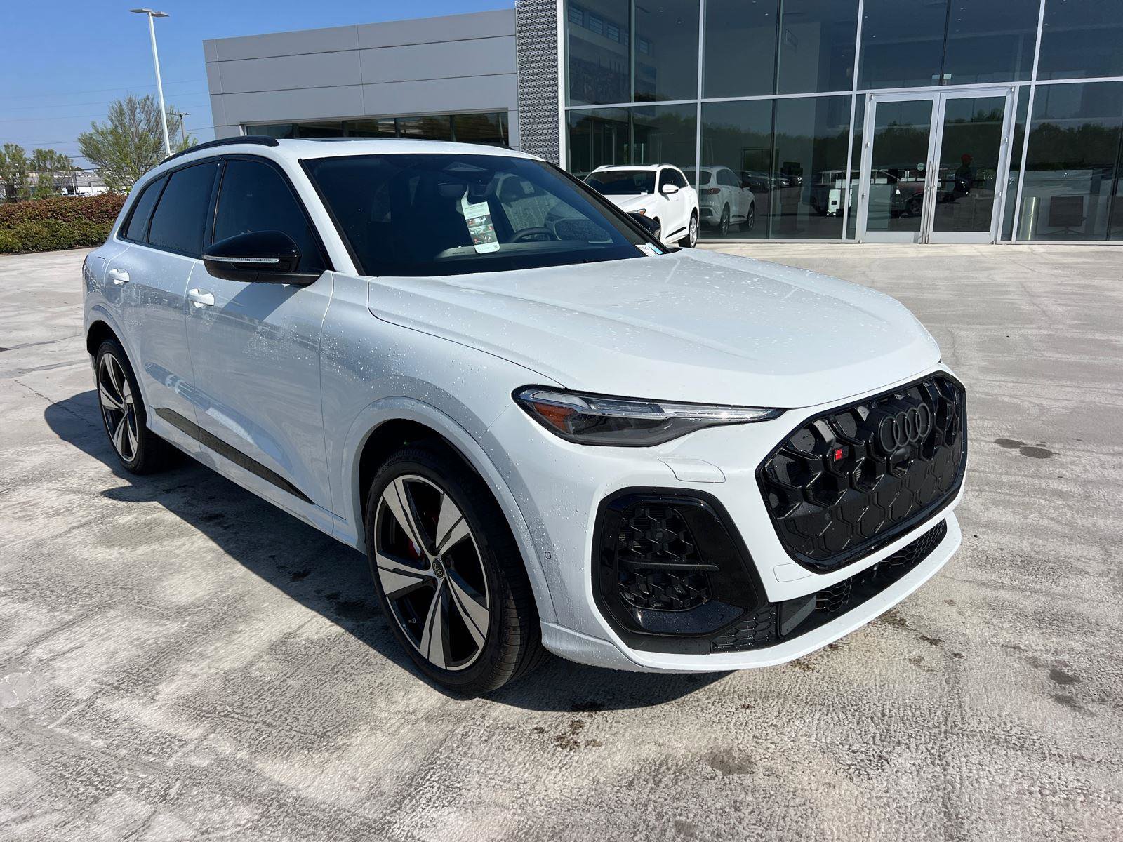 New 2025 Audi SQ5 Premium Plus AWD/4WD image 3