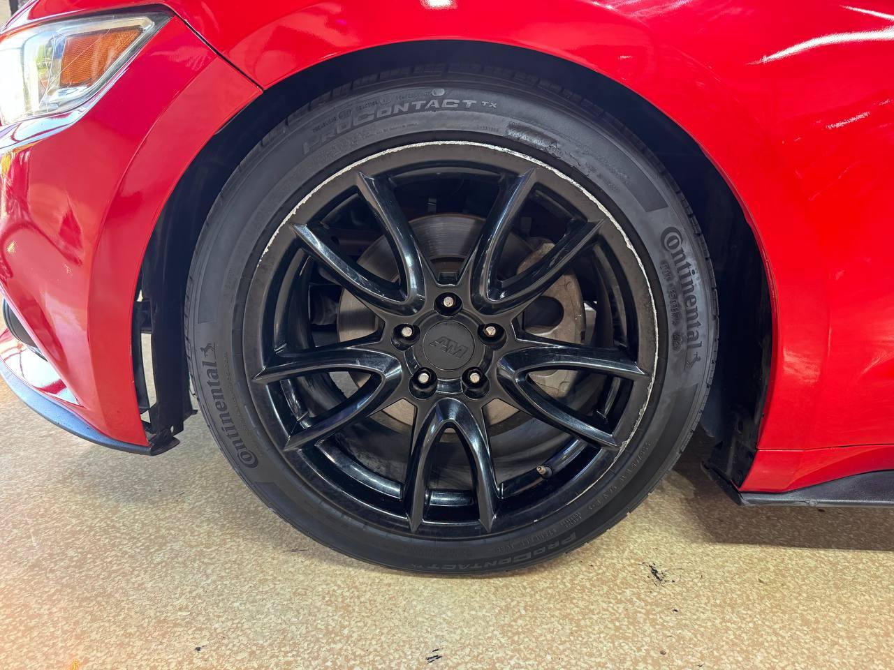 Used 2015 Ford Mustang Coupe RWD image 29