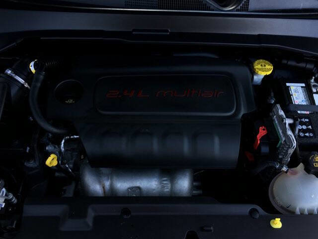 Used 2022 Jeep Compass Latitude image 33