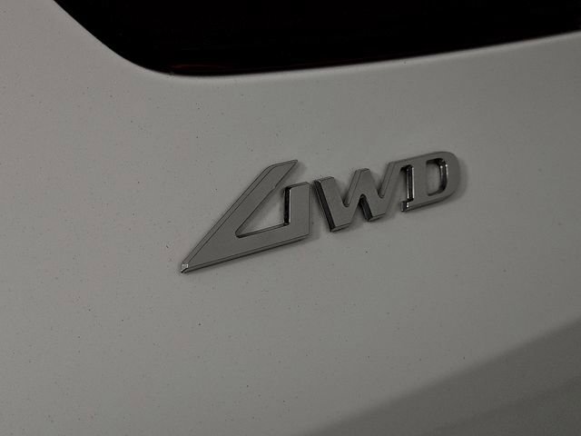 Used 2025 Genesis GV80 3.5T e-SC image 33